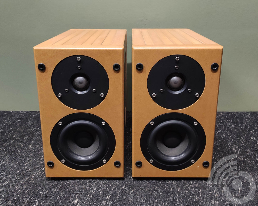 Tang Band D42-1 4" Two-Way Bookshelf Speakers