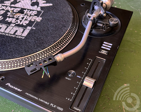 Pioneer PLX-1000 Turntable