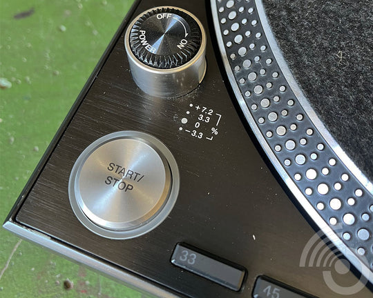 Pioneer PLX-1000 Turntable