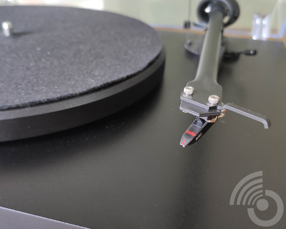 Pro-Ject Debut III Phono SB Turntable