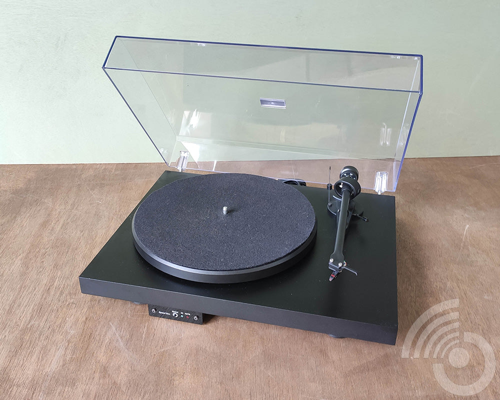 Pro-Ject Debut III Phono SB Turntable