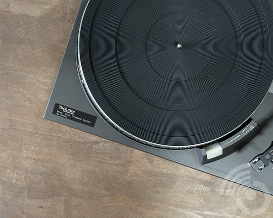 Technics SL-2000 Turntable